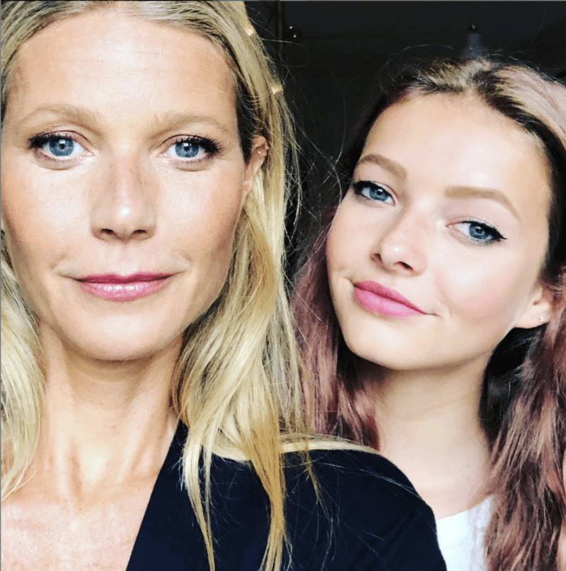 Top 10 Celebrity Mother-Daughter Duos That Looks Exactly Alike