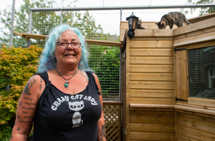 This Couple Faces A Severe Backlash From Their Neighbors After Erecting A Giant Cat Enclosure