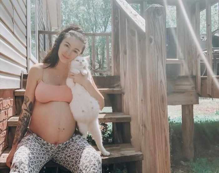 A woman has found the cutest pregnancy buddy ever